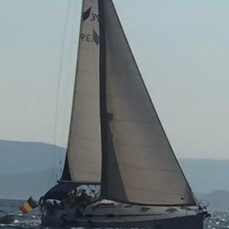 Charming Sailing Boat * Bari